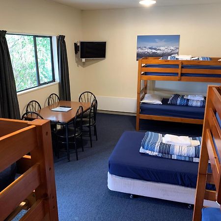 Haast River Motels & Holiday Park Екстериор снимка