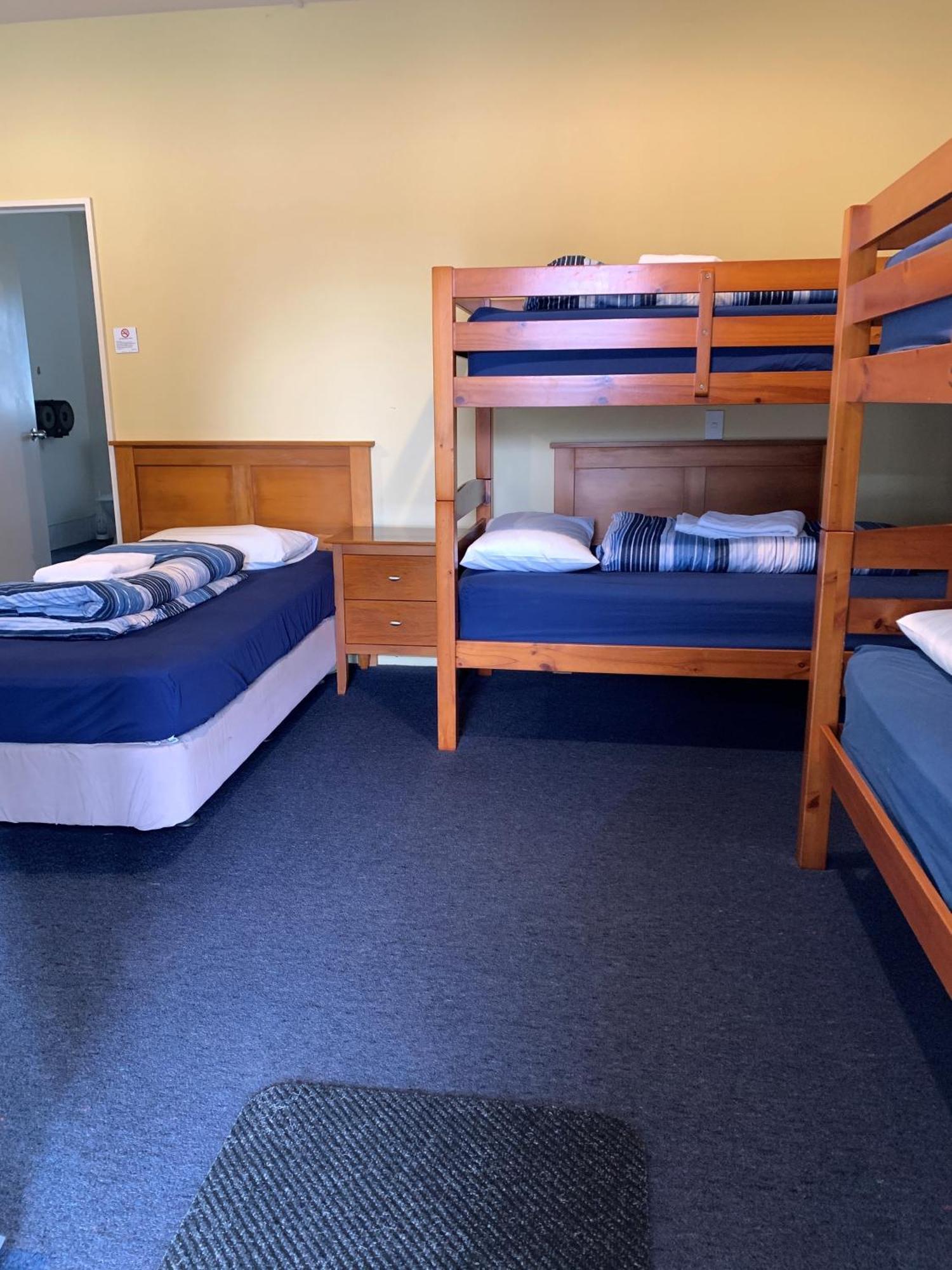 Haast River Motels & Holiday Park Екстериор снимка