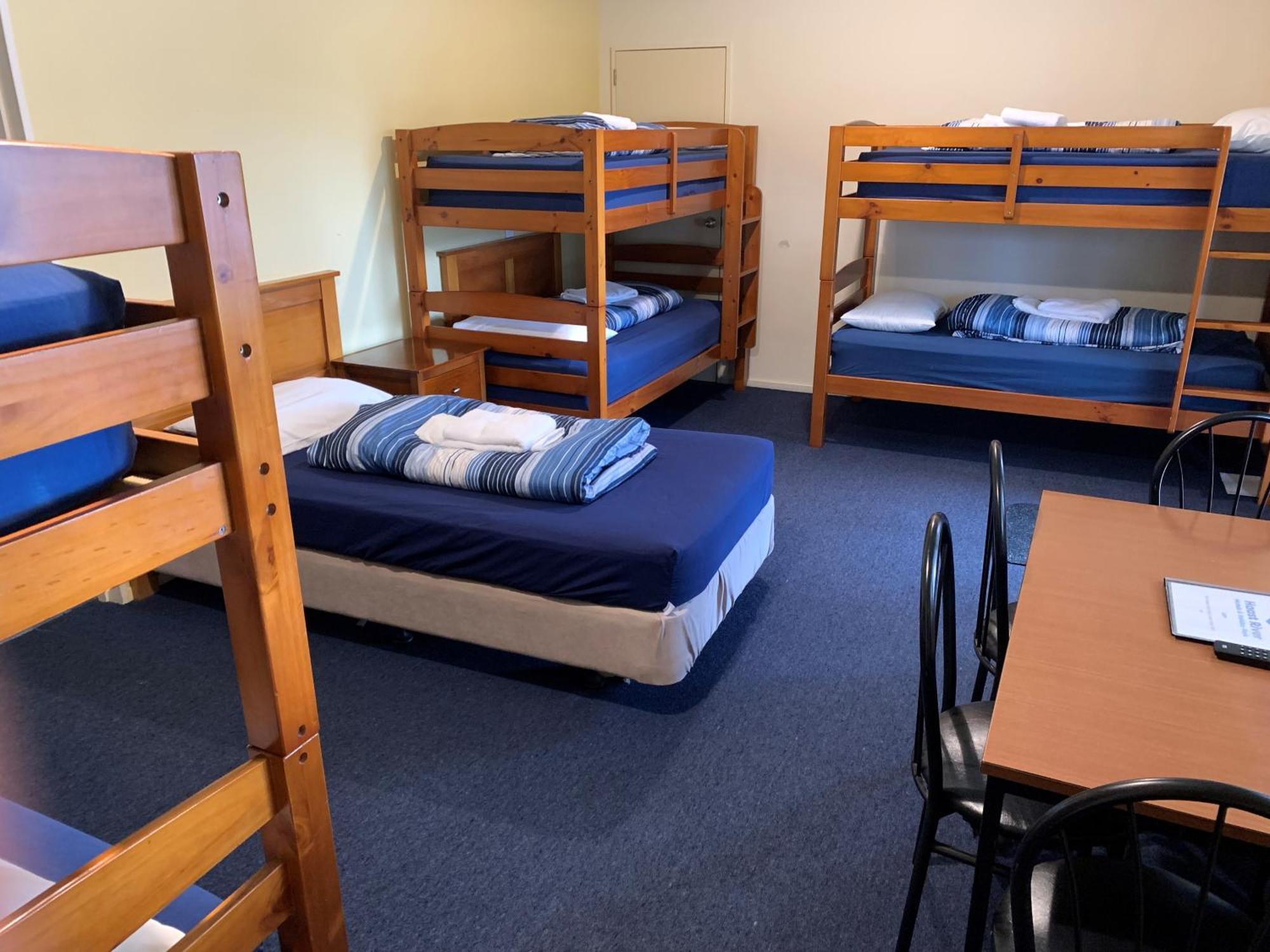 Haast River Motels & Holiday Park Екстериор снимка