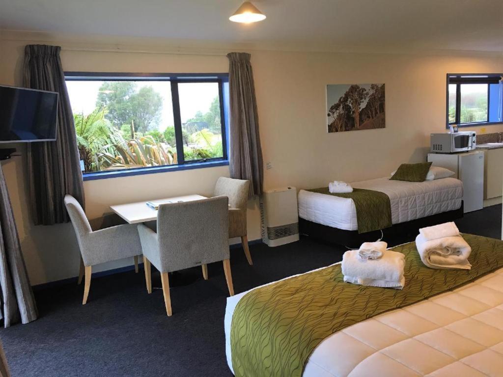 Haast River Motels & Holiday Park Екстериор снимка