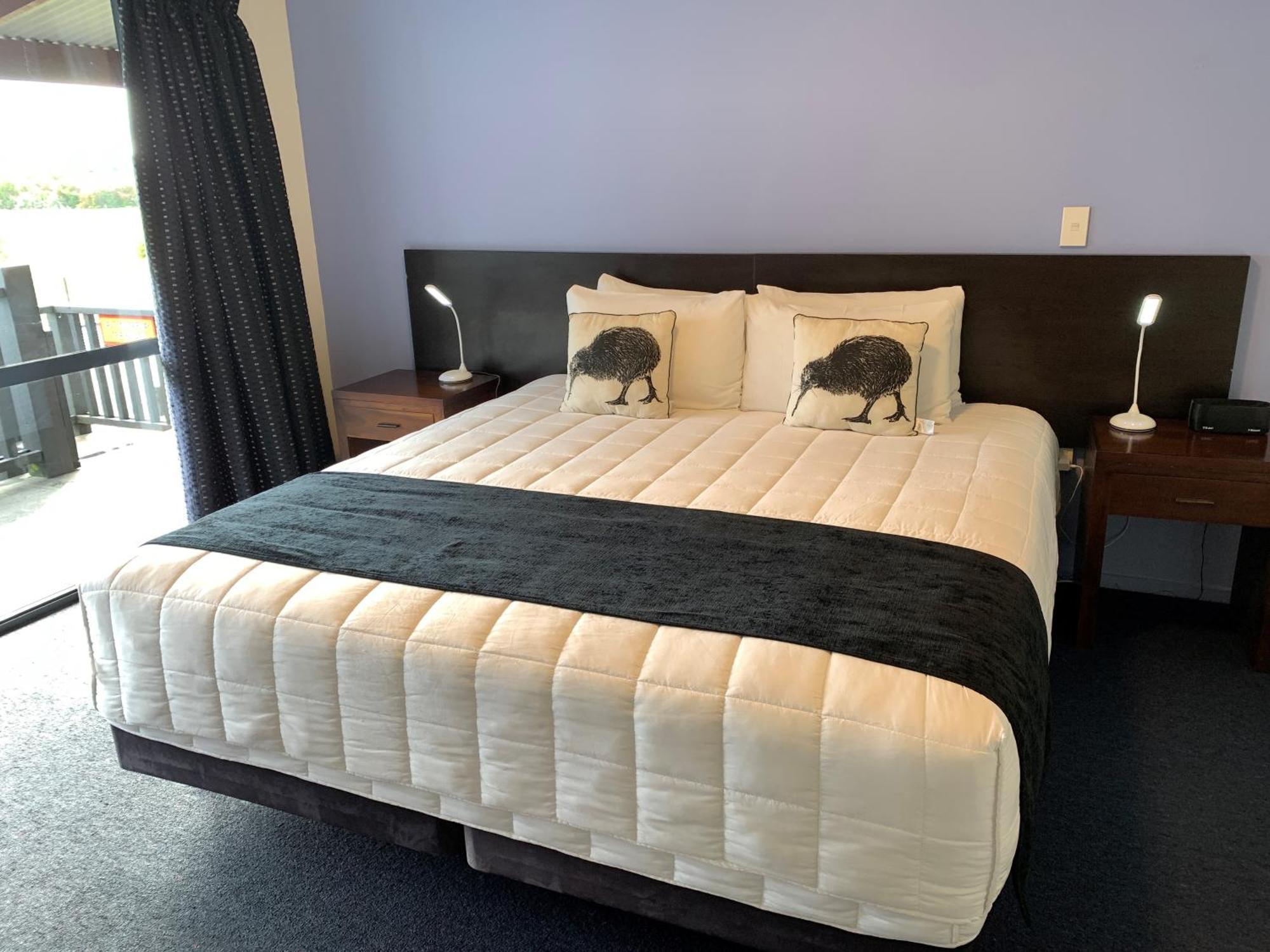 Haast River Motels & Holiday Park Екстериор снимка